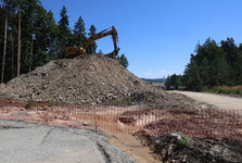 Začala stavba další části obchvatu Plas, řidičům uleví v roce 2028 Začala stavba další části obchvatu Plas, řidičům uleví v roce 2028